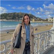 Profesora titulada en educación social con mas de 4 años de experiencia en refuerzo de primaria, con alto nivel en inglés!